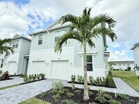 Building Photo - 551 Rivergrass St