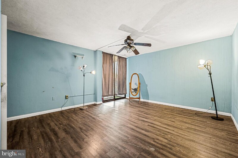 Building Photo - 4411 Forest Ln