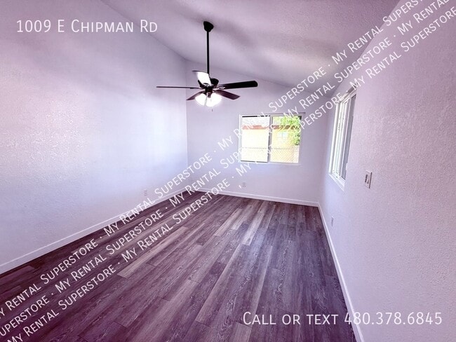 Building Photo - 1009 E Chipman Rd