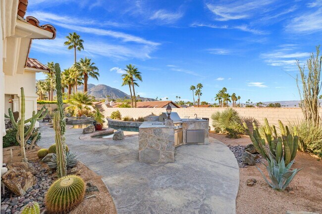 Building Photo - 73110 Calliandra St