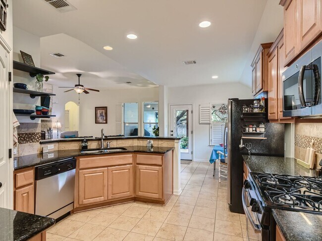 Building Photo - Home for Lease in Rancho Sienna!