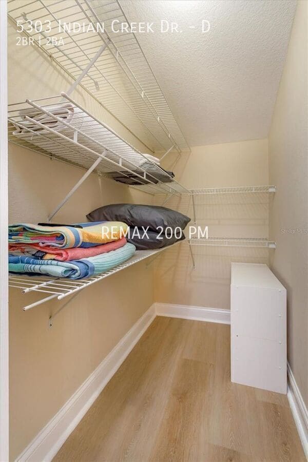 Building Photo - 5303 Indian Creek Dr