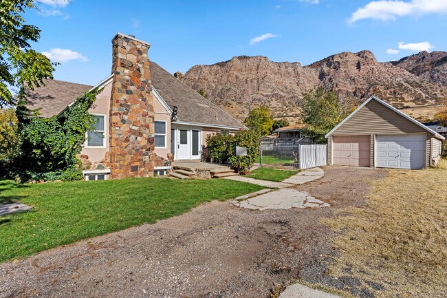 Building Photo - 352 Harrison Blvd