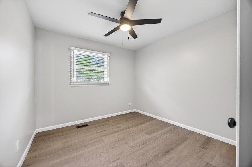 Bedroom 1 - 3200 Schaffner Dr