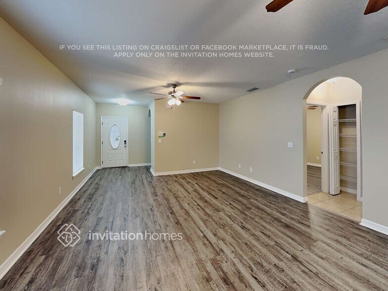 Building Photo - 6160 Kiteridge Dr