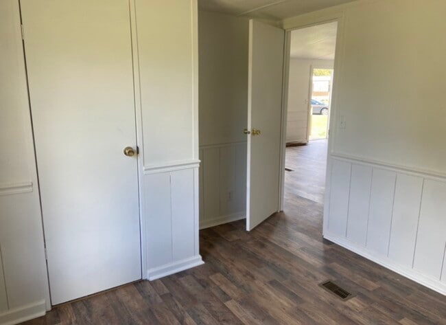 Building Photo - 600 Congress St