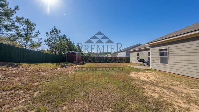 Building Photo - 5116 Magazine Ln