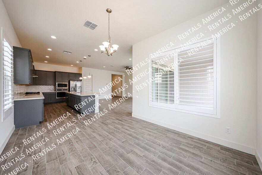 Building Photo - 274 S 164th Dr