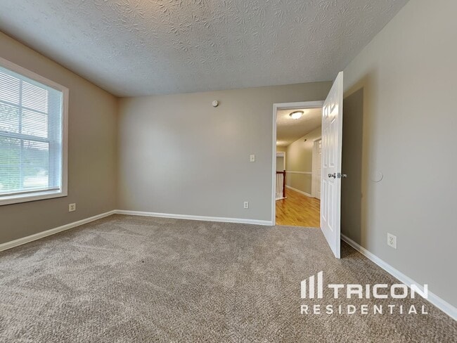 Building Photo - 3362 Kittery Dr SW