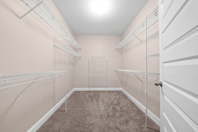 Building Photo - 1151 Eagle's View Dr