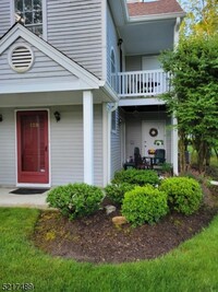 Building Photo - 118 Harvest Ln