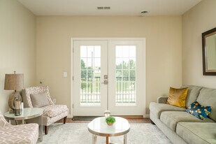 2BR, 2BA - 1049SF - Harmony Ridge Apartments