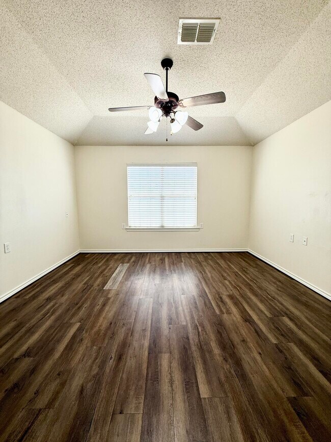 Building Photo - 1907 79th St