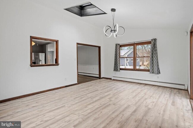 Building Photo - 26 Worrell Rd