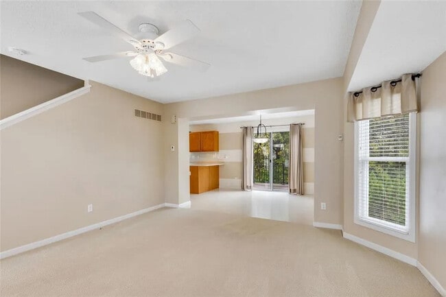 Building Photo - 533 Donna Marie Dr