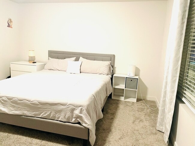 Building Photo - 14962 S Soft Whisper Wy