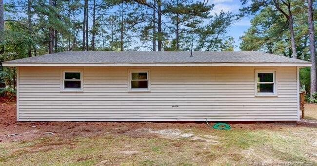 Building Photo - 164 Happy Valley Rd