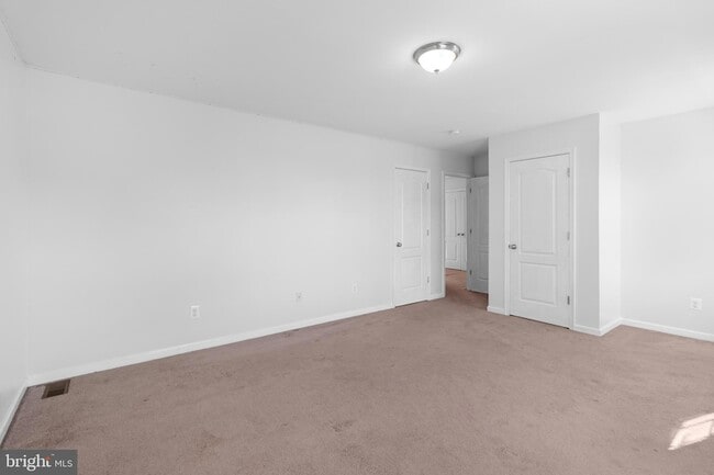 Building Photo - 607 Wildel Ave