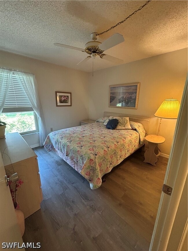 Building Photo - 5479 Peppertree Dr