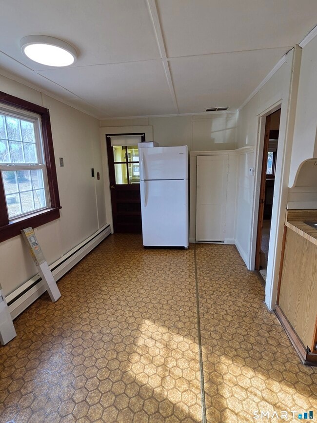 Building Photo - 397 Buddington Rd