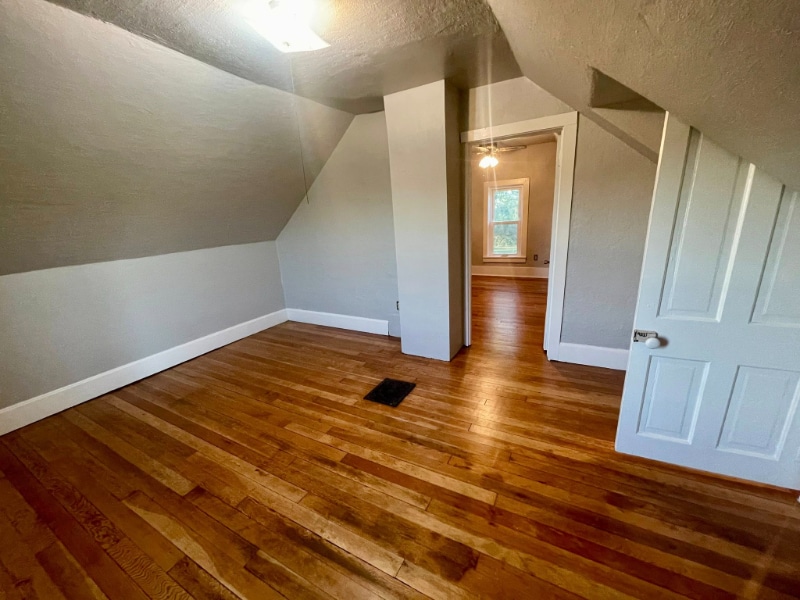 Building Photo - 2055 140th St