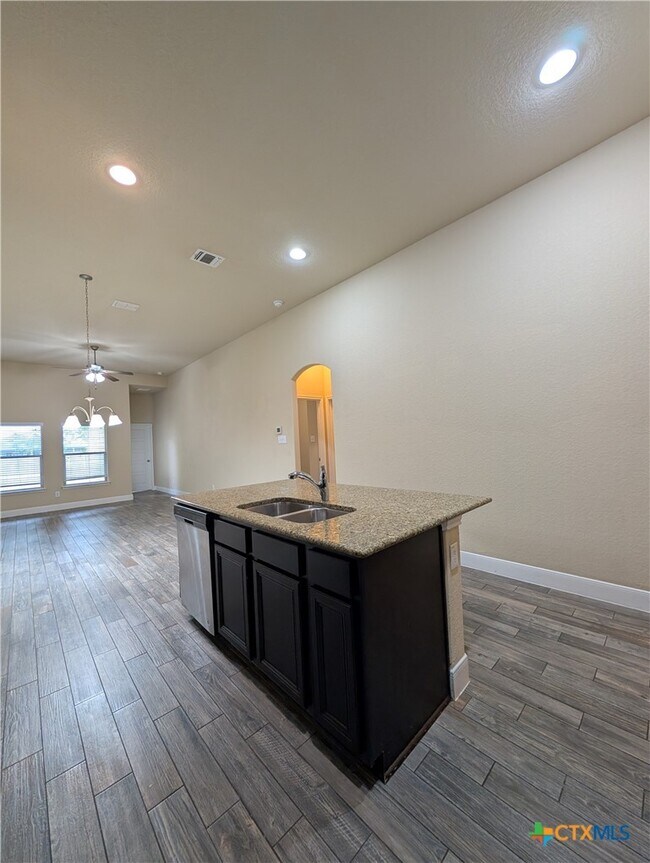 Building Photo - 1227 FM306