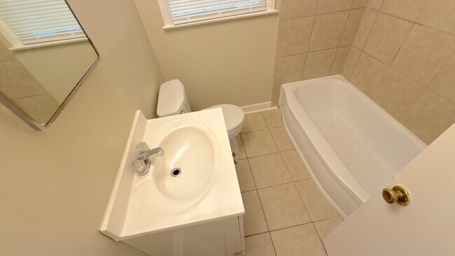 Building Photo - 4027 Faronia Dr