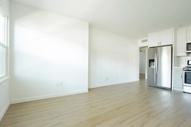 Building Photo - Albright Avenue Apartments