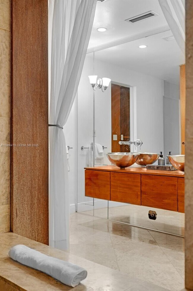 Building Photo - 5781 Biscayne Blvd