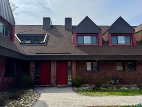 Building Photo - 112 Montoya Dr