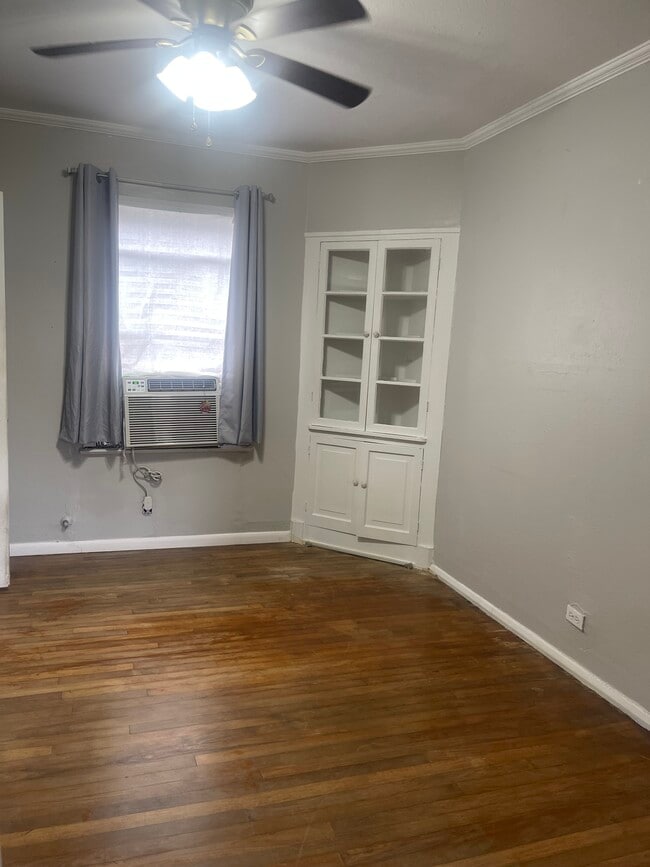Building Photo - 254 Rosebud Ave
