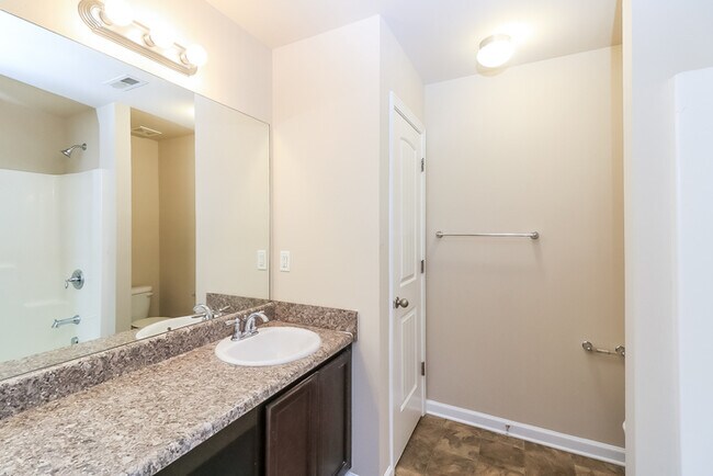 Building Photo - 360 Bandelier Cir