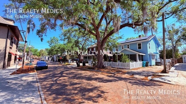 Building Photo - 35 Hill Ave