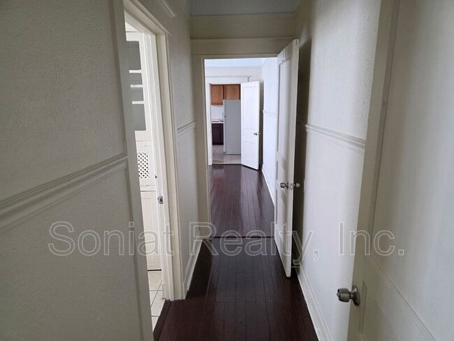 Building Photo - 430 S St Patrick St