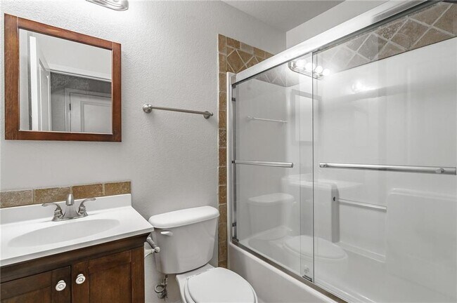 Building Photo - 2851 W Redstone Dr