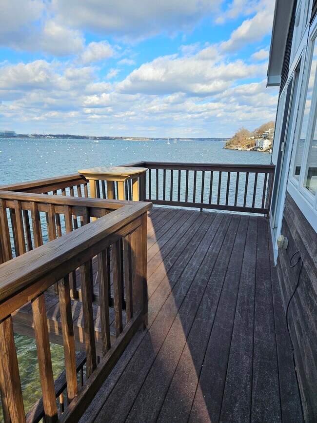 Deck - 6 Bayview Rd