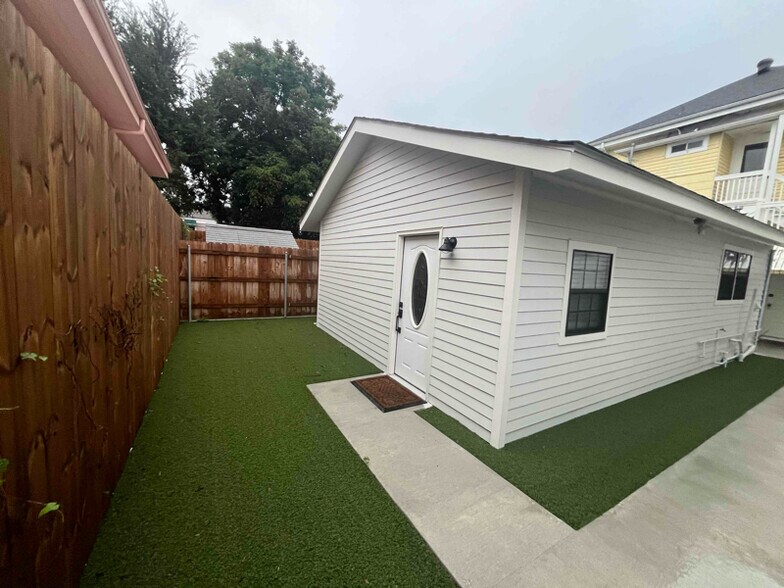 Primary Photo - 133 S Pierce St