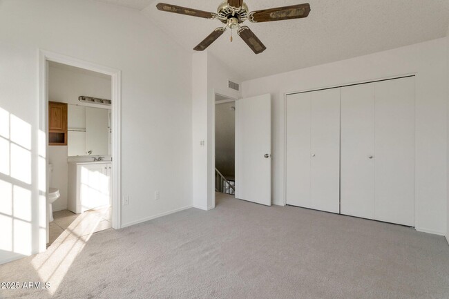 Building Photo - 6611 W Kingston Ln