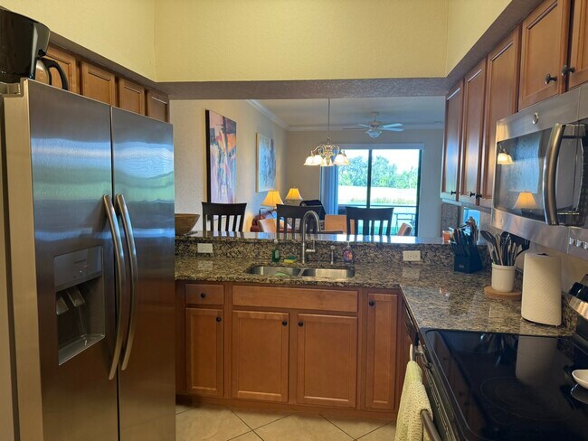 Building Photo - 7019 River Hammock Dr