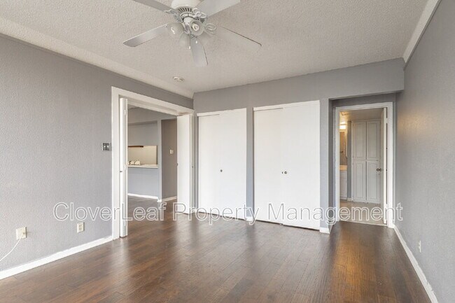 Building Photo - 7701 Wurzbach Rd