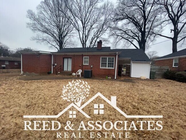 Building Photo - East Memphis / Audubon Area!