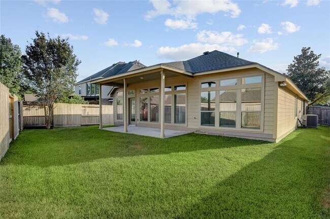 Building Photo - 1430 Laura Hills Ln