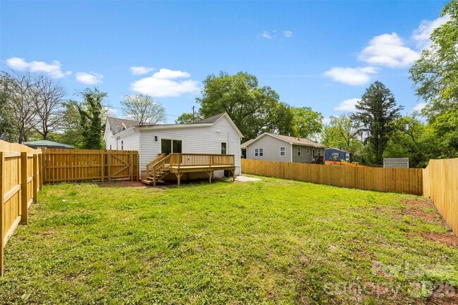 Building Photo - 2942 Reid Ave