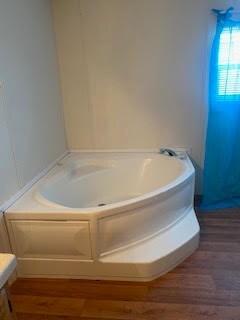 Building Photo - 545 S Apricot Ave