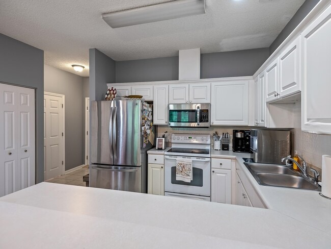 Building Photo - 5015 Mint Hill Ct