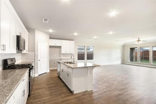 Building Photo - 442 Camille Crossing