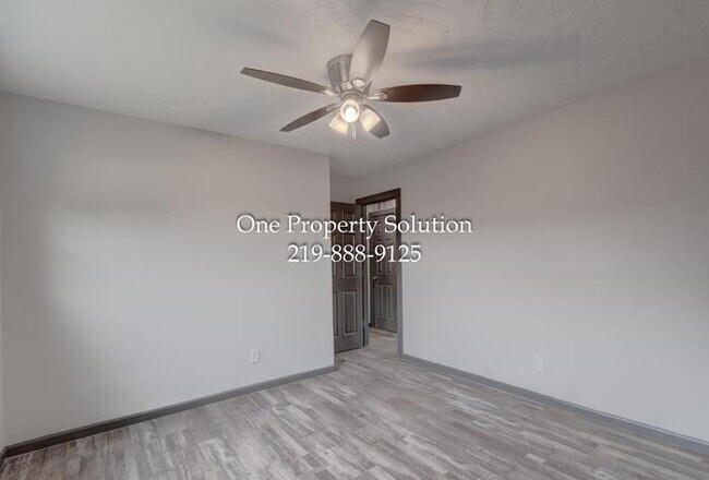 Building Photo - 3133 W 21st Pl