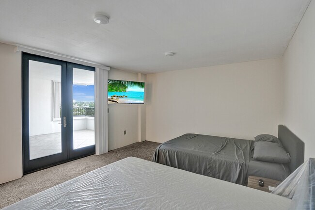 Building Photo - 1401 S Ocean Blvd