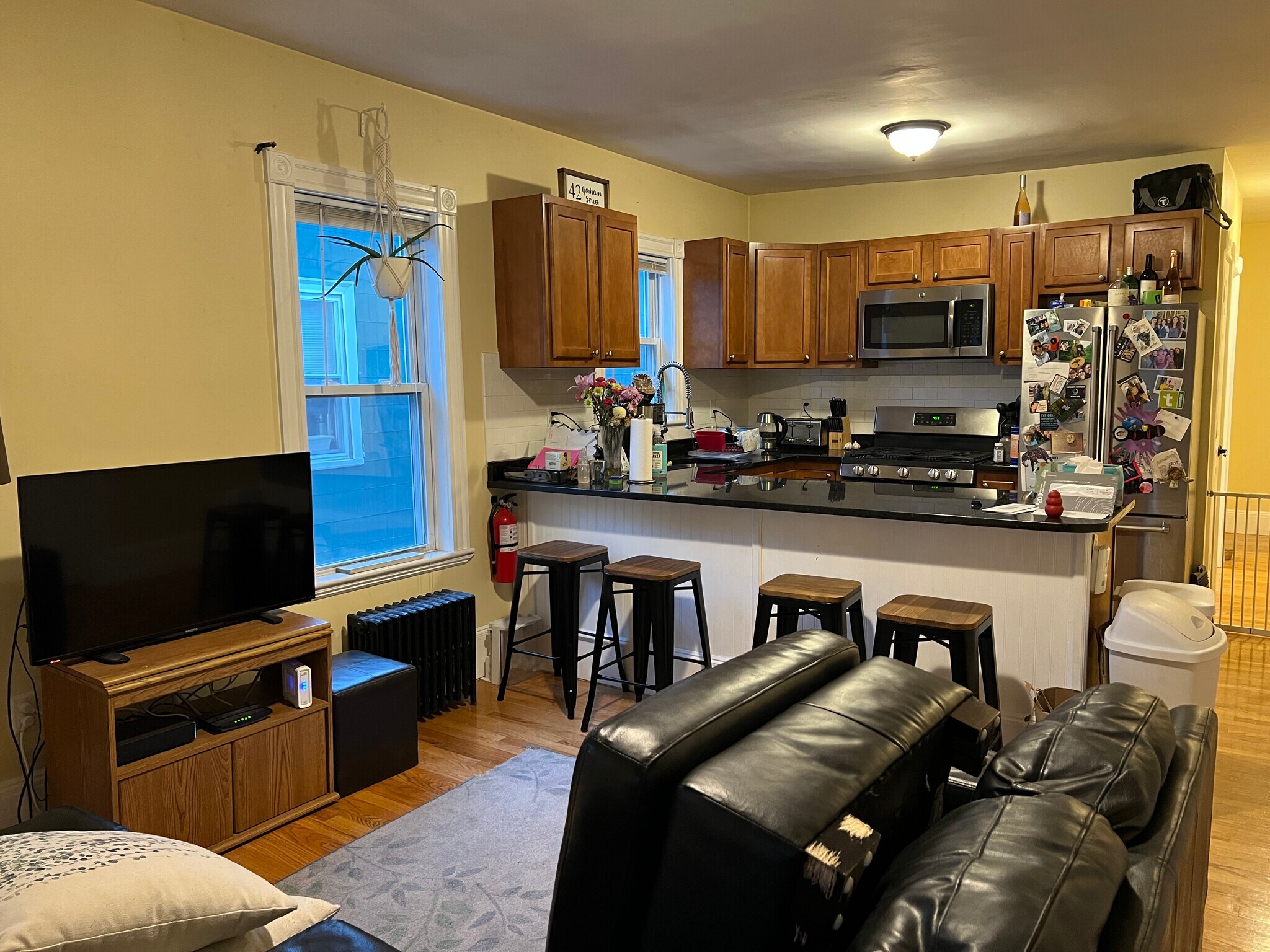 Building Photo - 44 Gorham St