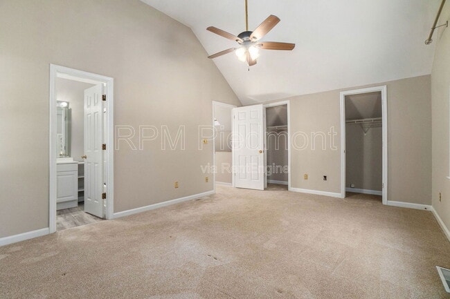 Building Photo - 388 Oakland Ave SE